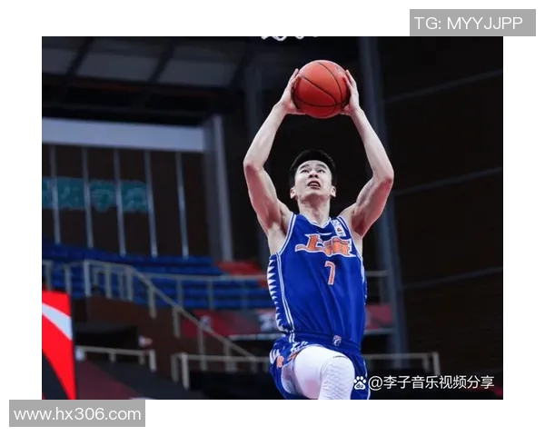 郭昊文：从篮球新星到国家队希望之光的成长历程与未来展望