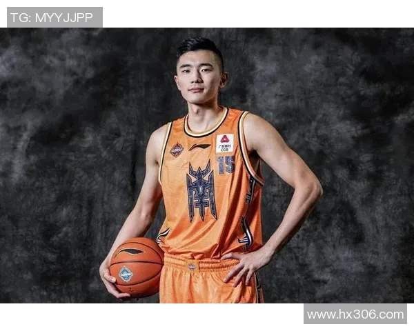 陈林坚：从青年才俊到篮球明星的成长之路与奋斗故事