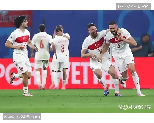 乌克兰与土耳其足球队激战正酣谁将赢得这场精彩对决