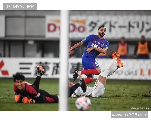 鹿岛鹿角队迎战韩国球队展开激烈较量期待精彩比赛瞬间